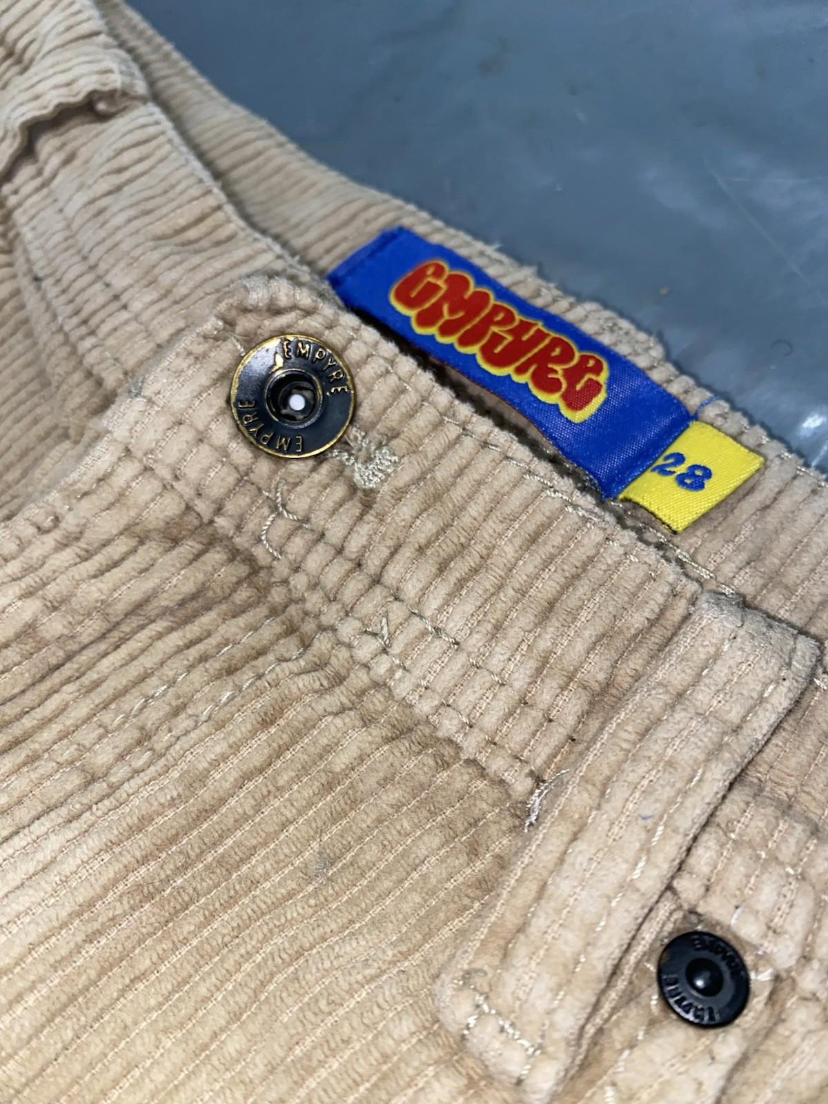 Khaki Beige Corduroy EMPYRE Skateboarding Pants Mens Size 28