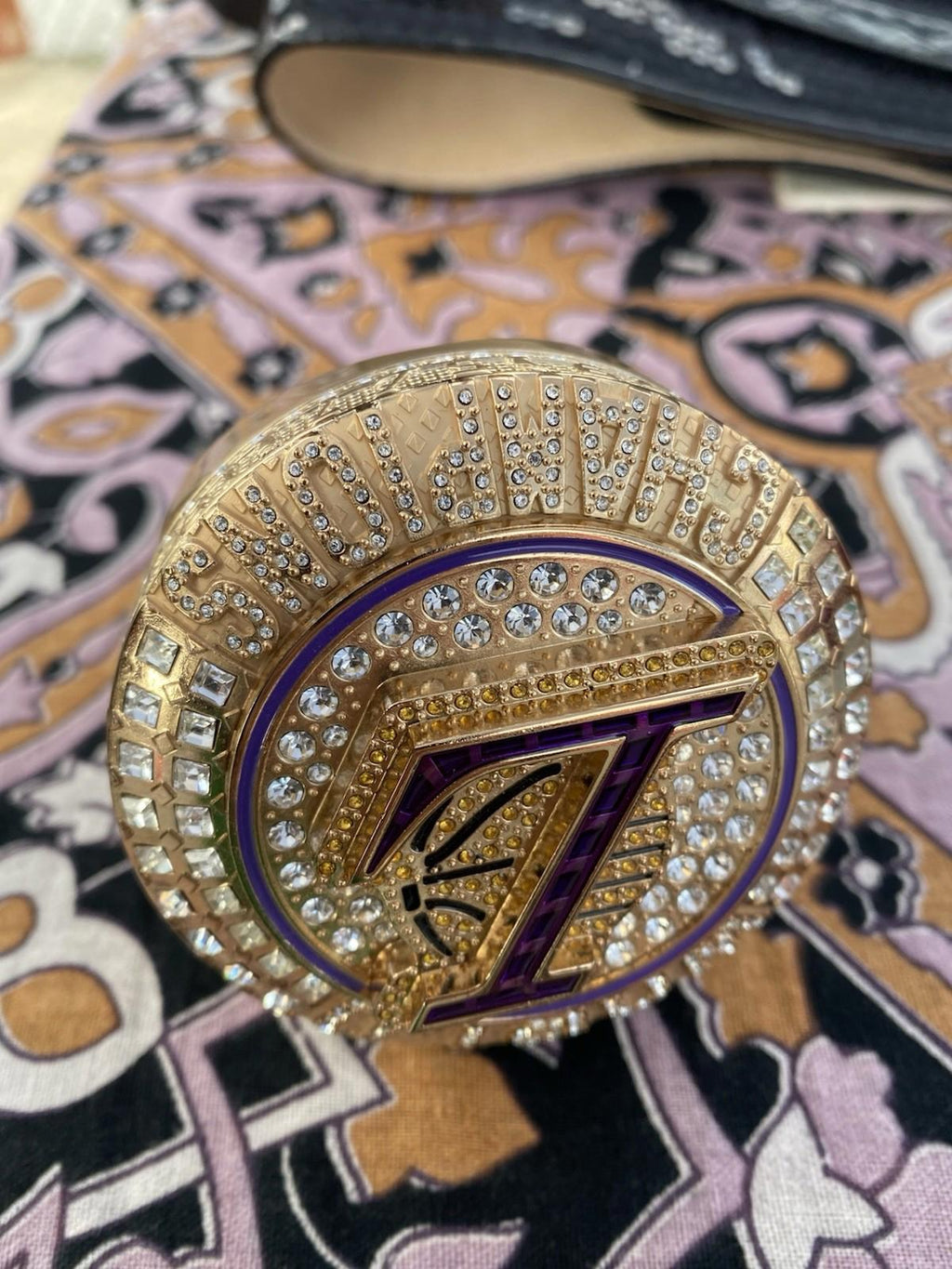 2020 LAKERS NBA CHAMPIONSHIP RING PAPERWEIGHT🏆RARE SEASON TICKET HOLDERS ONLY