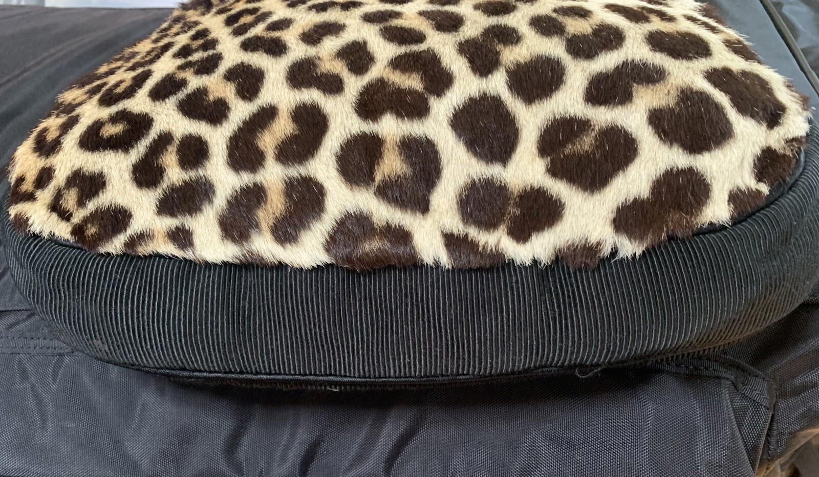 GORGEOUS 1950’s LEOPARD Fur Hand Warmer Purse VINTAGE