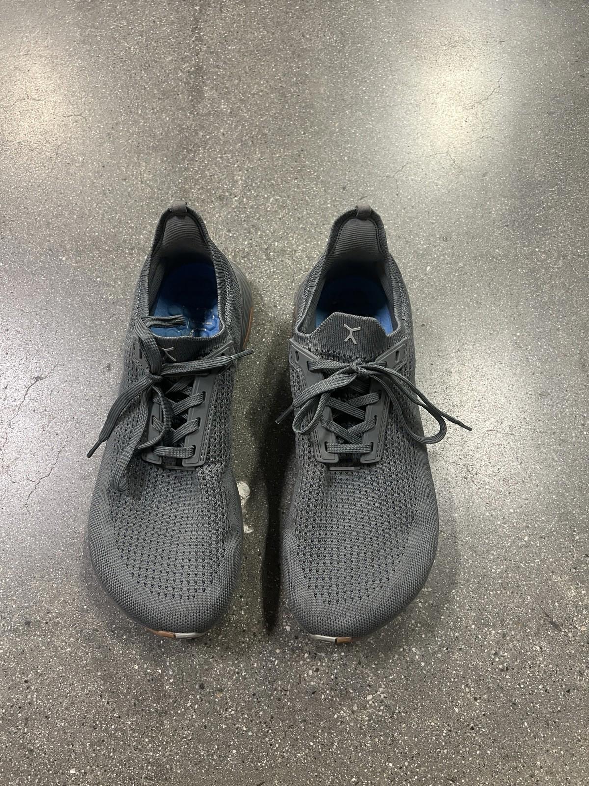 Flux Mens Adapt Runner Gray Gum Running Athletic Barefoot Knit Shoes Size 9
