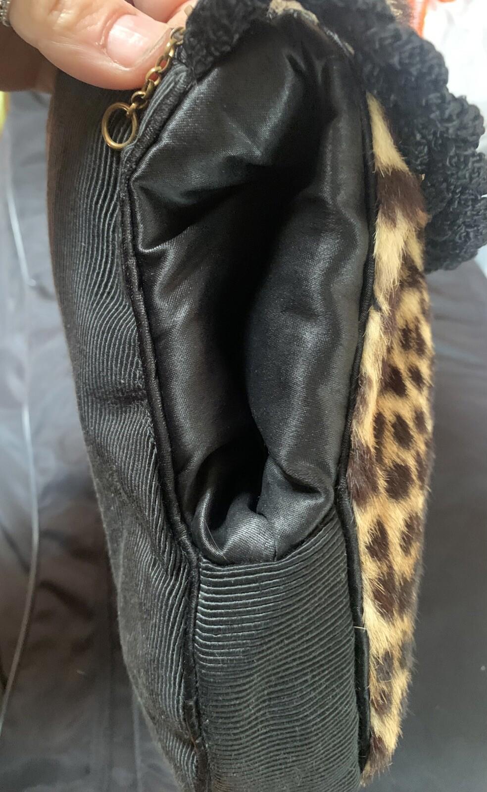 GORGEOUS 1950’s LEOPARD Fur Hand Warmer Purse VINTAGE