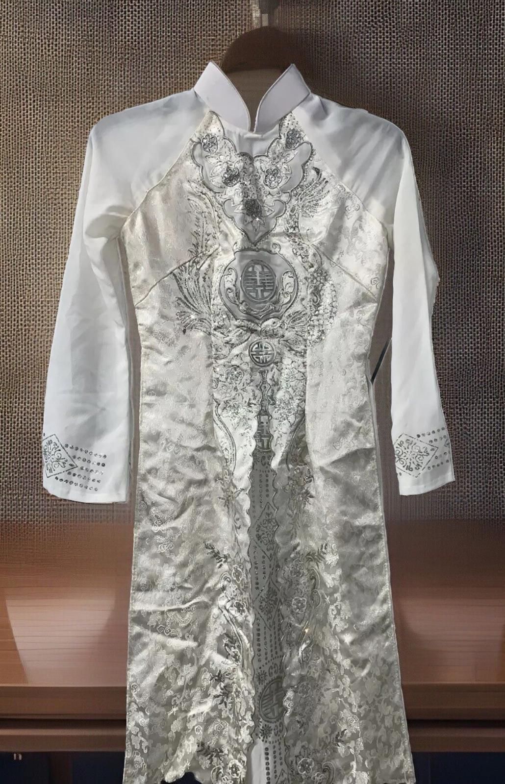 Vintage NHA MAY Thanh Trang Ivory & Silver Glitter Vietnamese Ao Dai dress