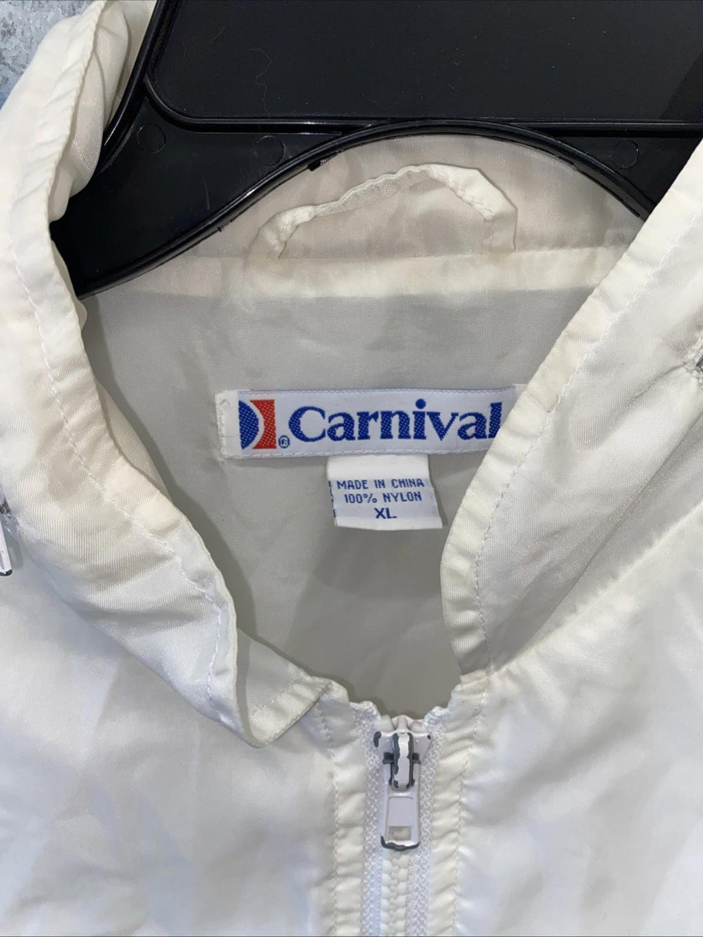 Vintage 1980’s Carnival Cruise Lines Windbreaker Jacket With Zip Hood Nylon XL