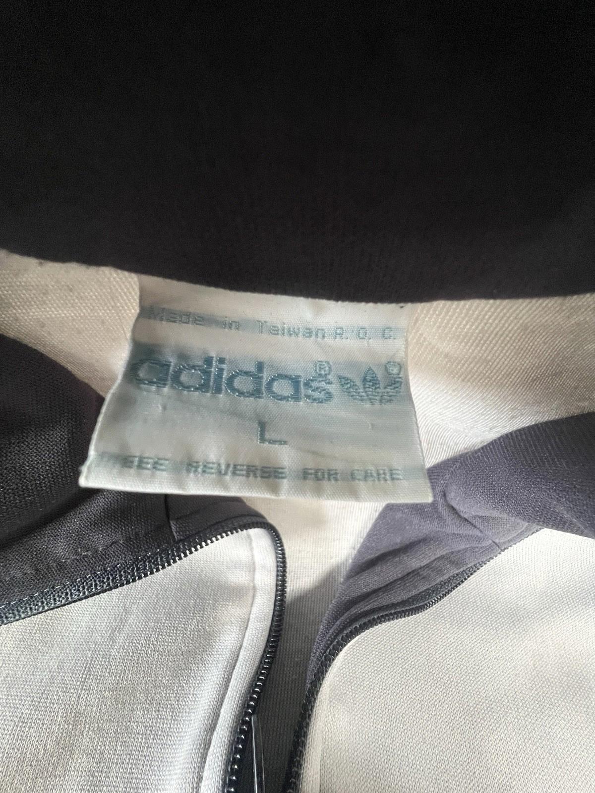 Adidas Track Jacket - Great Condition - Gray /light Gray Vintage, size Large