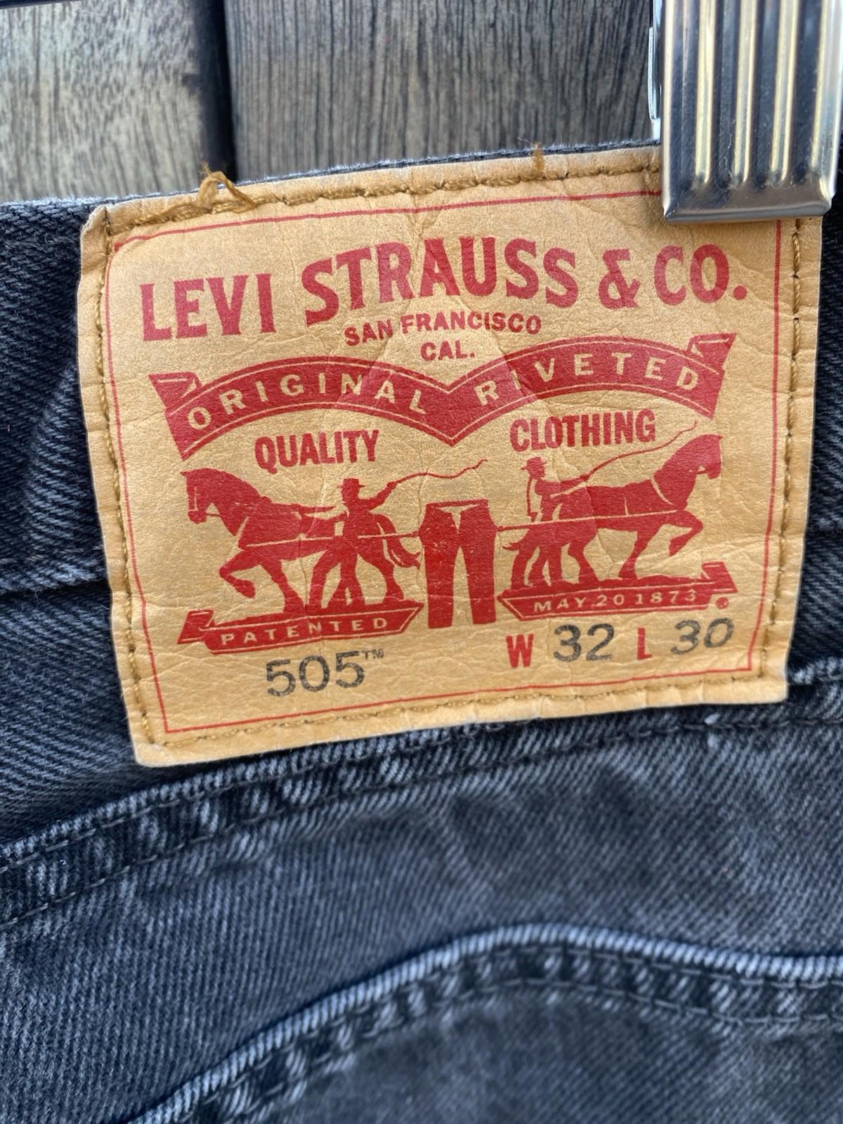 Levi’s 505 Regular Fit Straight Leg Black Charcoal Wash Jeans W32 L30