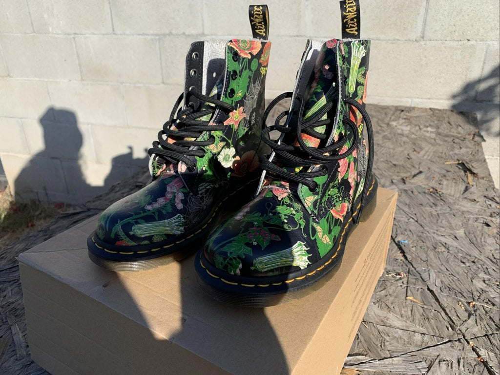 Dr Martens Women’s Size 6 Floral Sinclair Boots New With Box