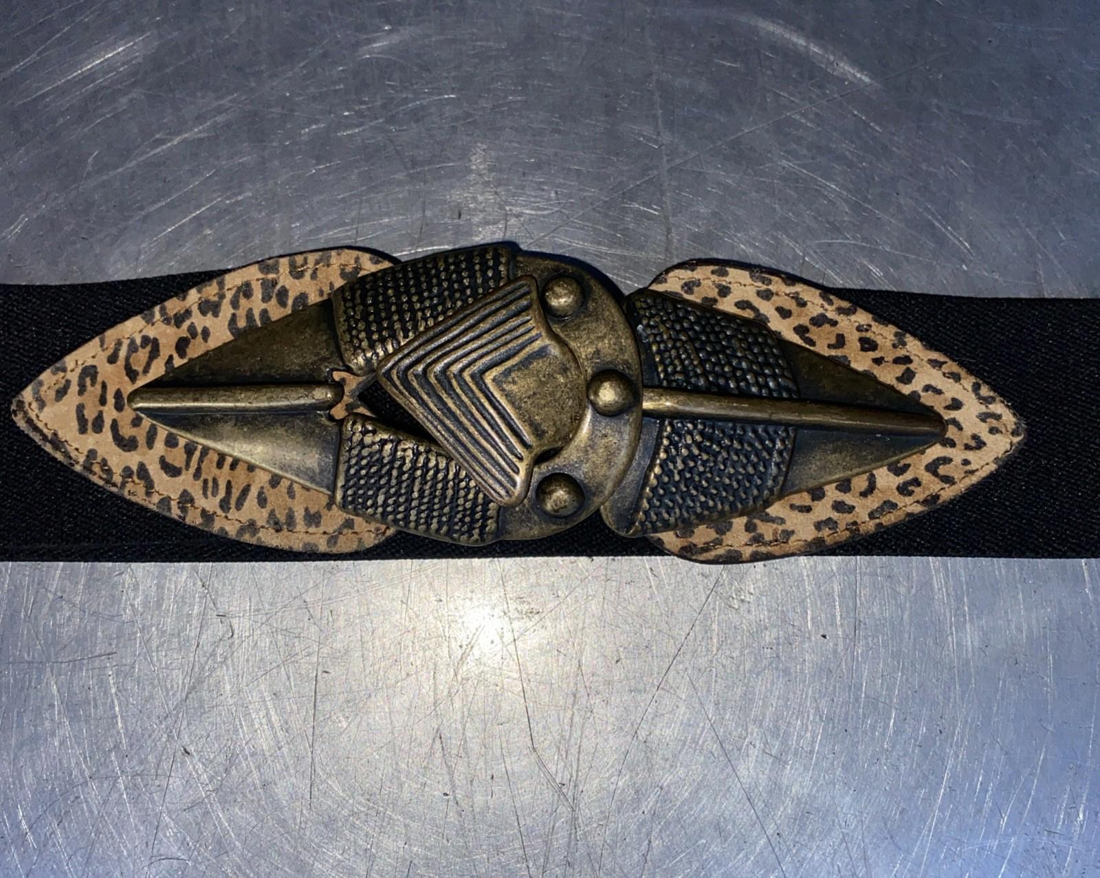 VTG 1980-90’s Omega leopard-print stretch belt with an arrowhead buckle Size S/M