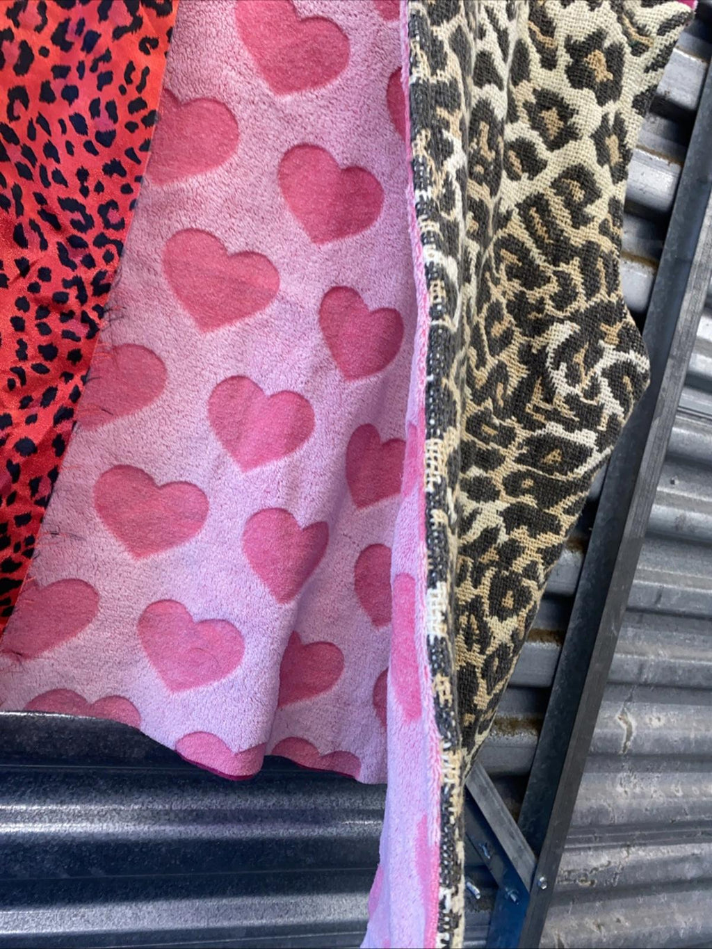 Handmade Reversible US AIR Cheetah Print And Fuzzy Pink Hearts Coat Vest Size XL