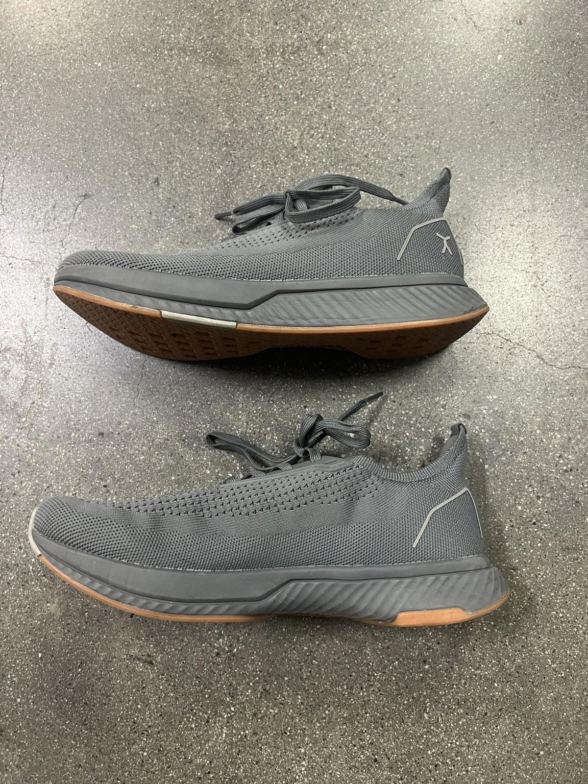 Flux Mens Adapt Runner Gray Gum Running Athletic Barefoot Knit Shoes Size 9