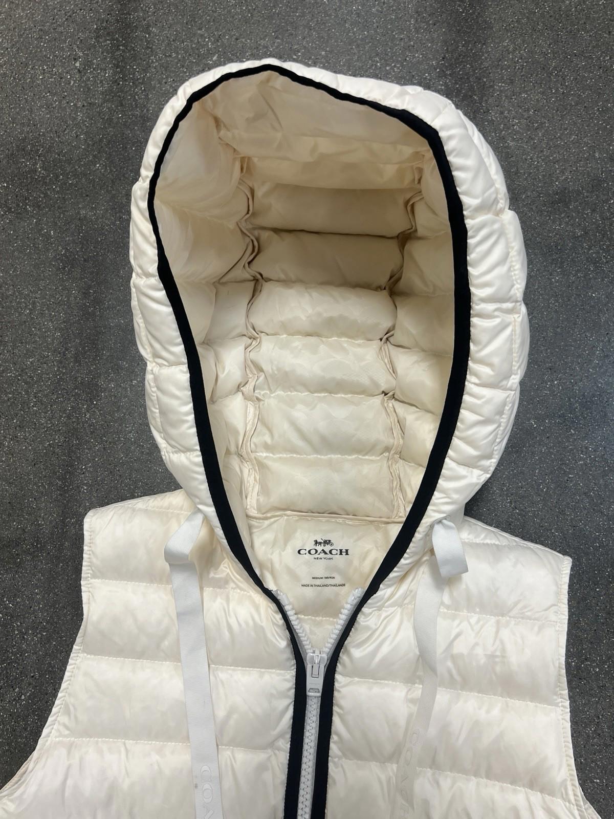 Coach Breathable Lightweight Hooded Vest