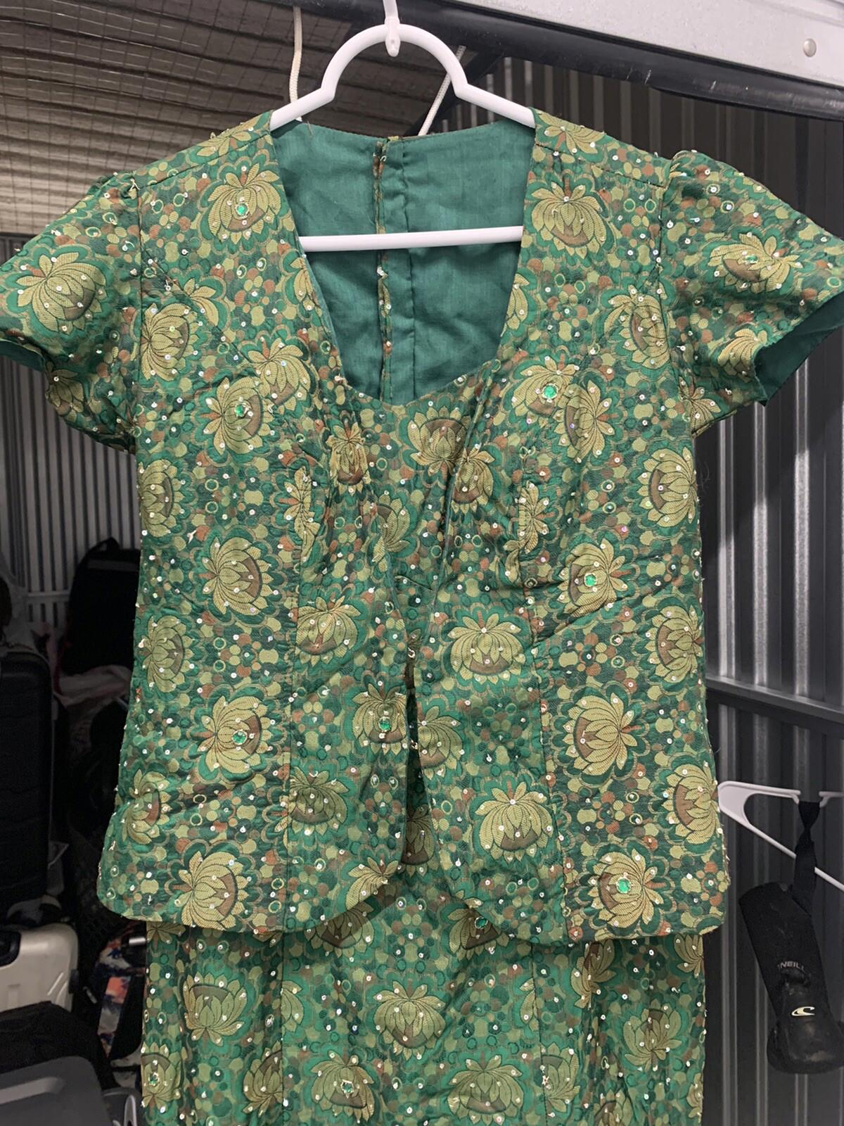 VTG 1960s Handmade Beaded Green & Gold Brocade Dress & Matching  Over Coat Set