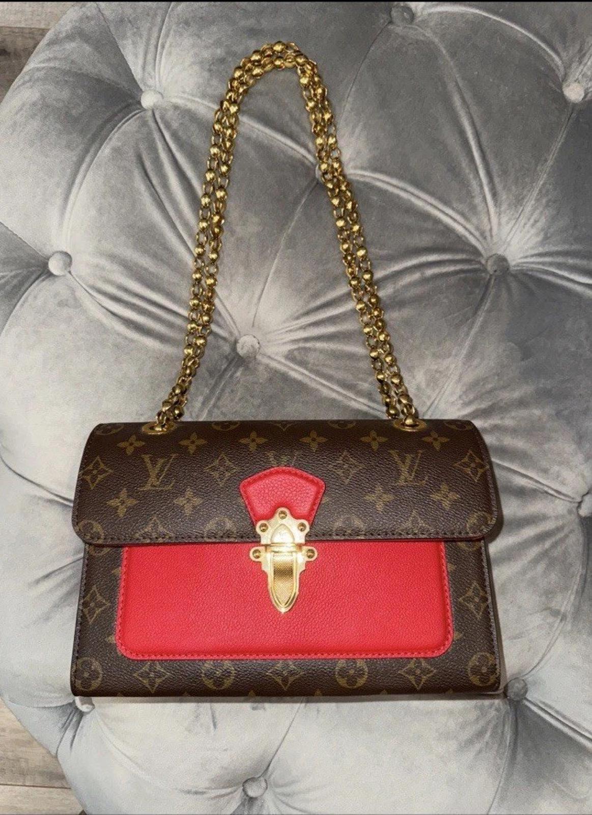 Louis Vuitton Monogram Victoire Bijou Adjustable Strap Leather Hand Bag Purse