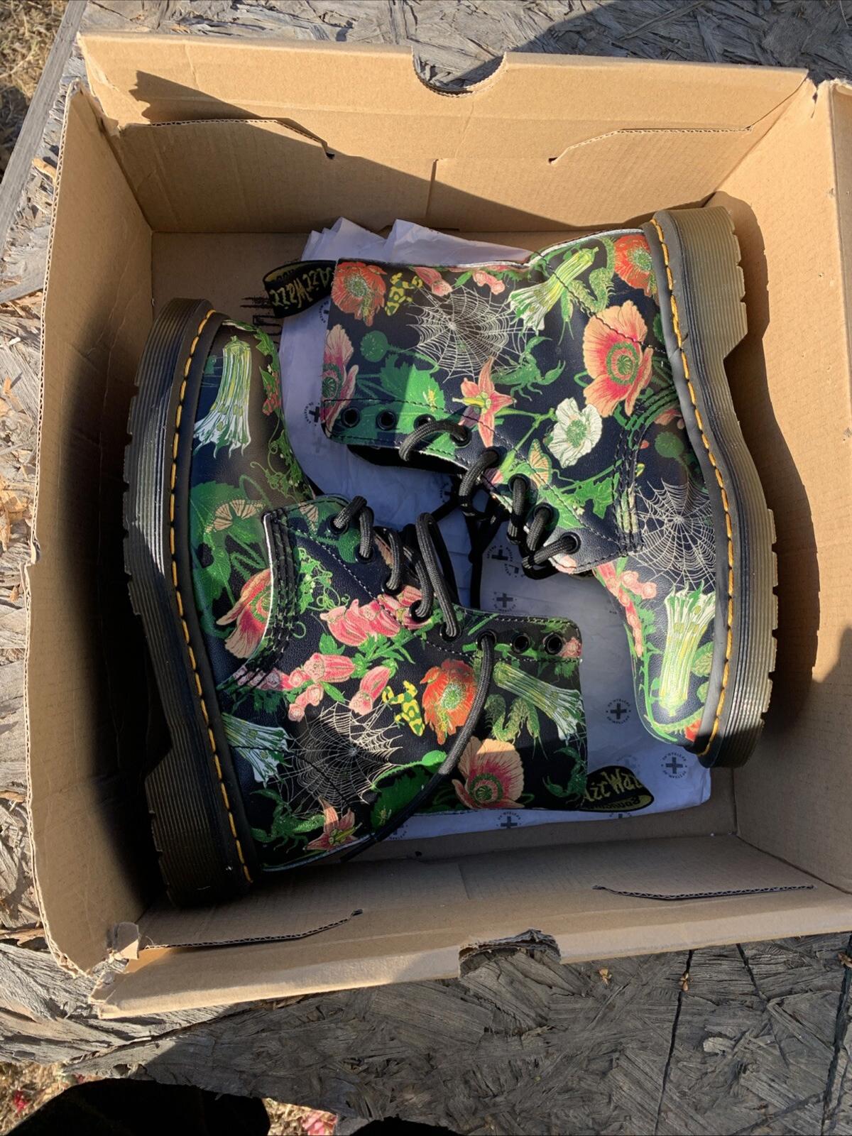 Dr Martens Women’s Size 6 Floral Sinclair Boots New With Box