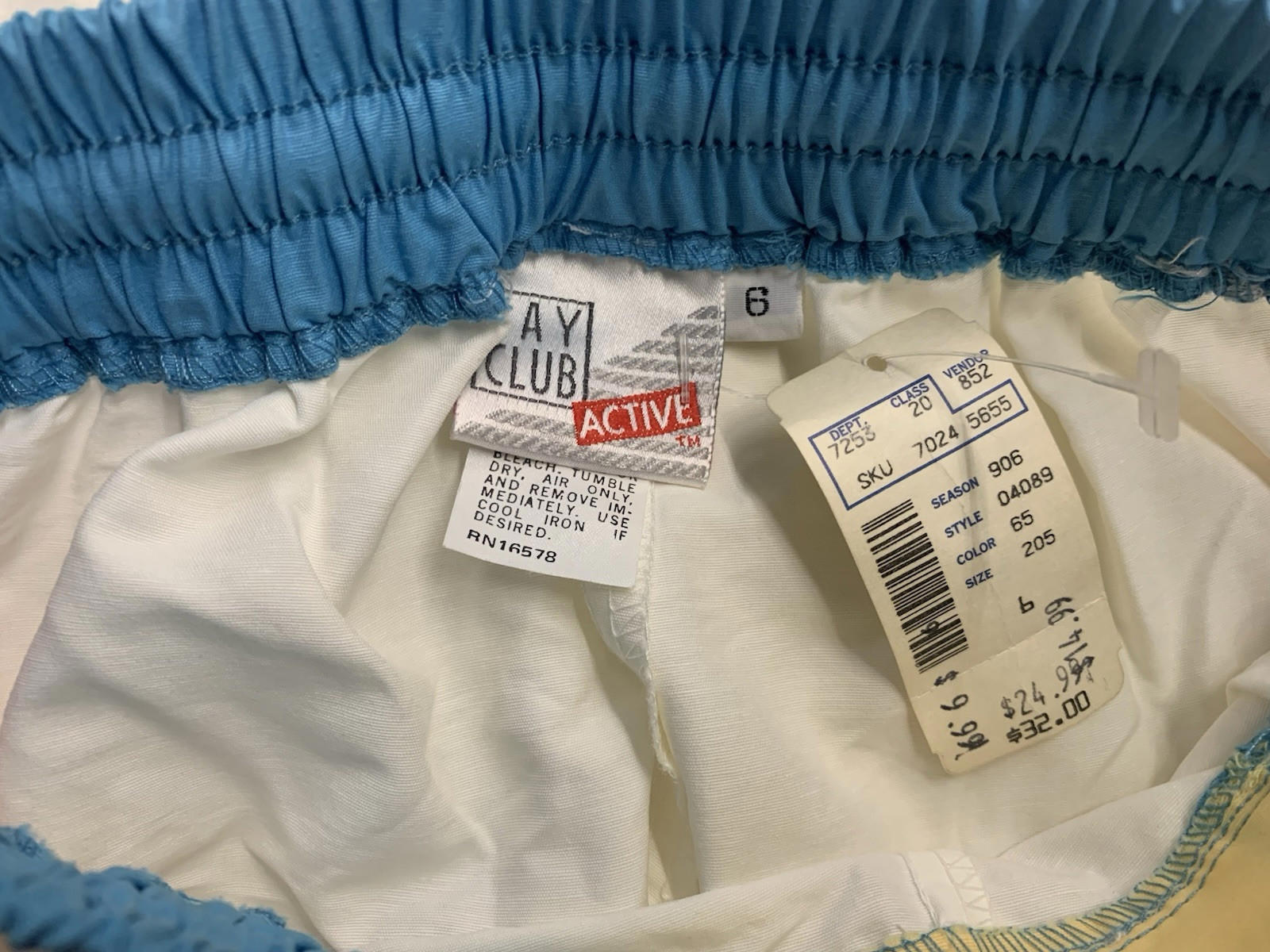 Vintage 1990s Bay Club Active Color Block Womens Shorts *Deadstock* Size 6