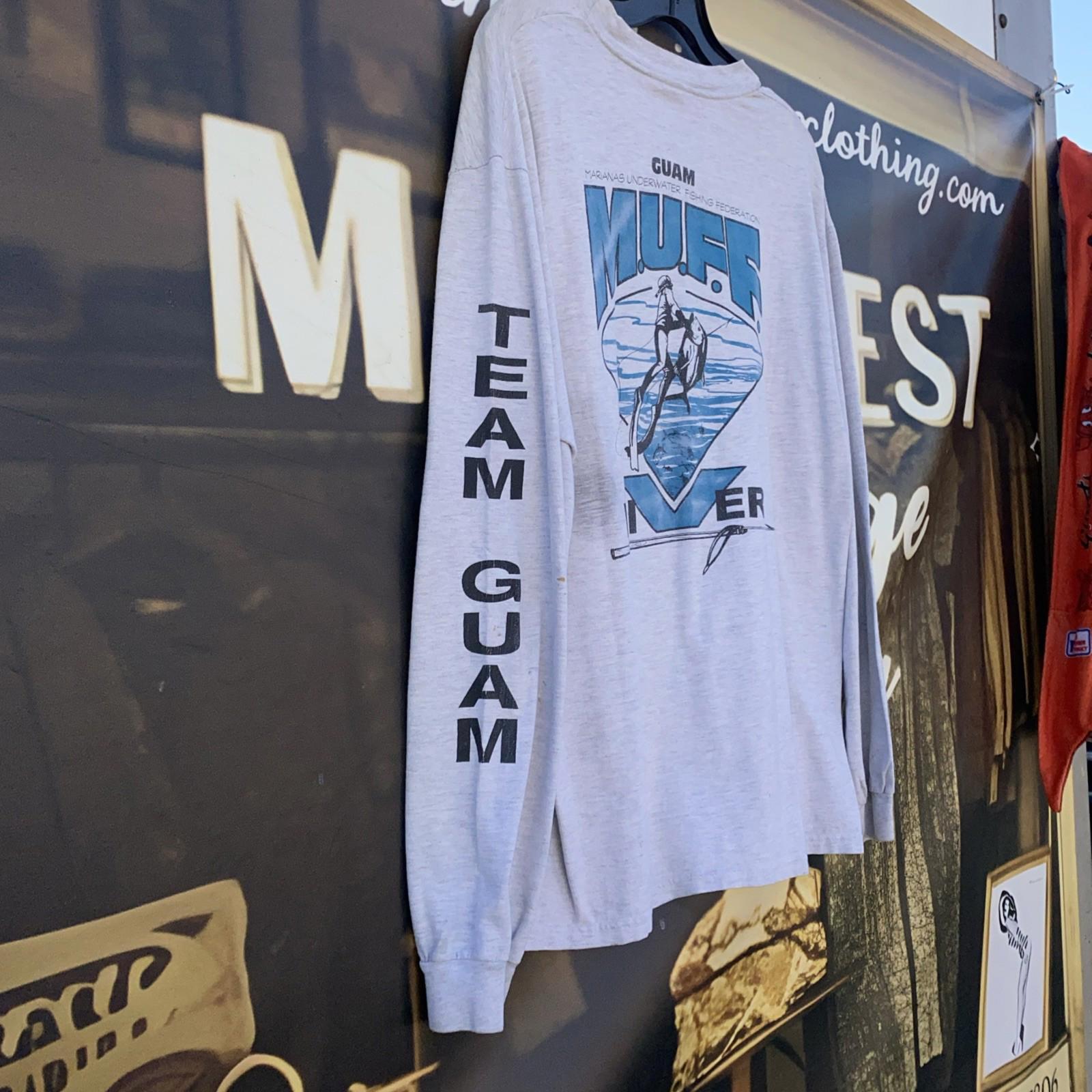 VTG 1999 MUFF DIVER Spear Fishing Long Sleeve Shirt Dual Sided Distressed Mens L