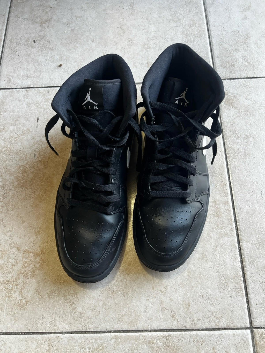 Men’s Nike Jordan 1 Mid 'Speckle' -  Size 11( 554724 049 ) Black White