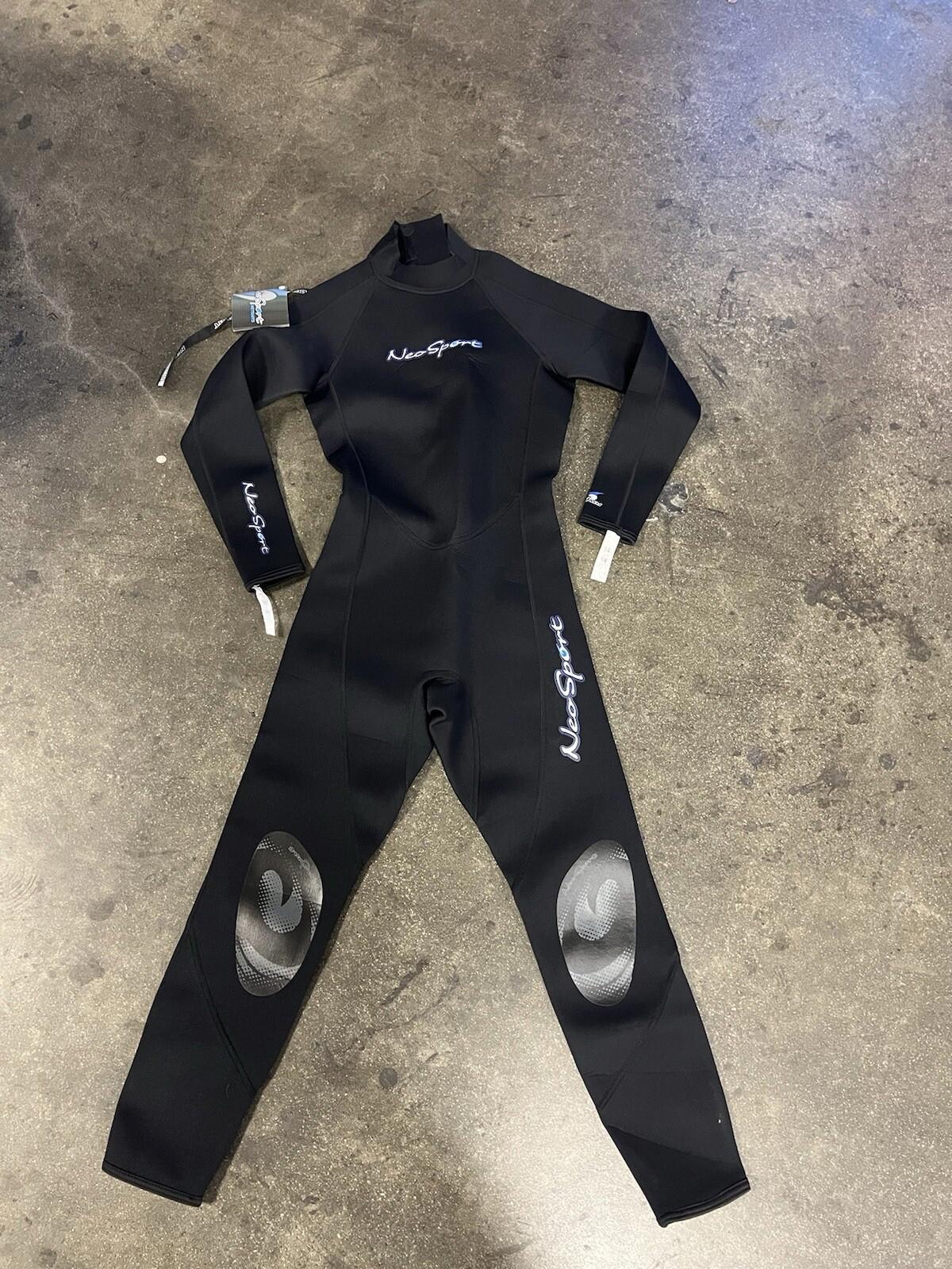 NWT Neosport 3mm size 14 child full wetsuit Or Women’s S