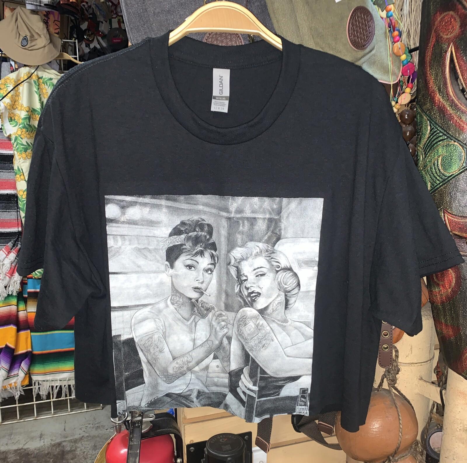Audrey Hepburn Tattooing Marilyn Monroe Cropped T Shirt