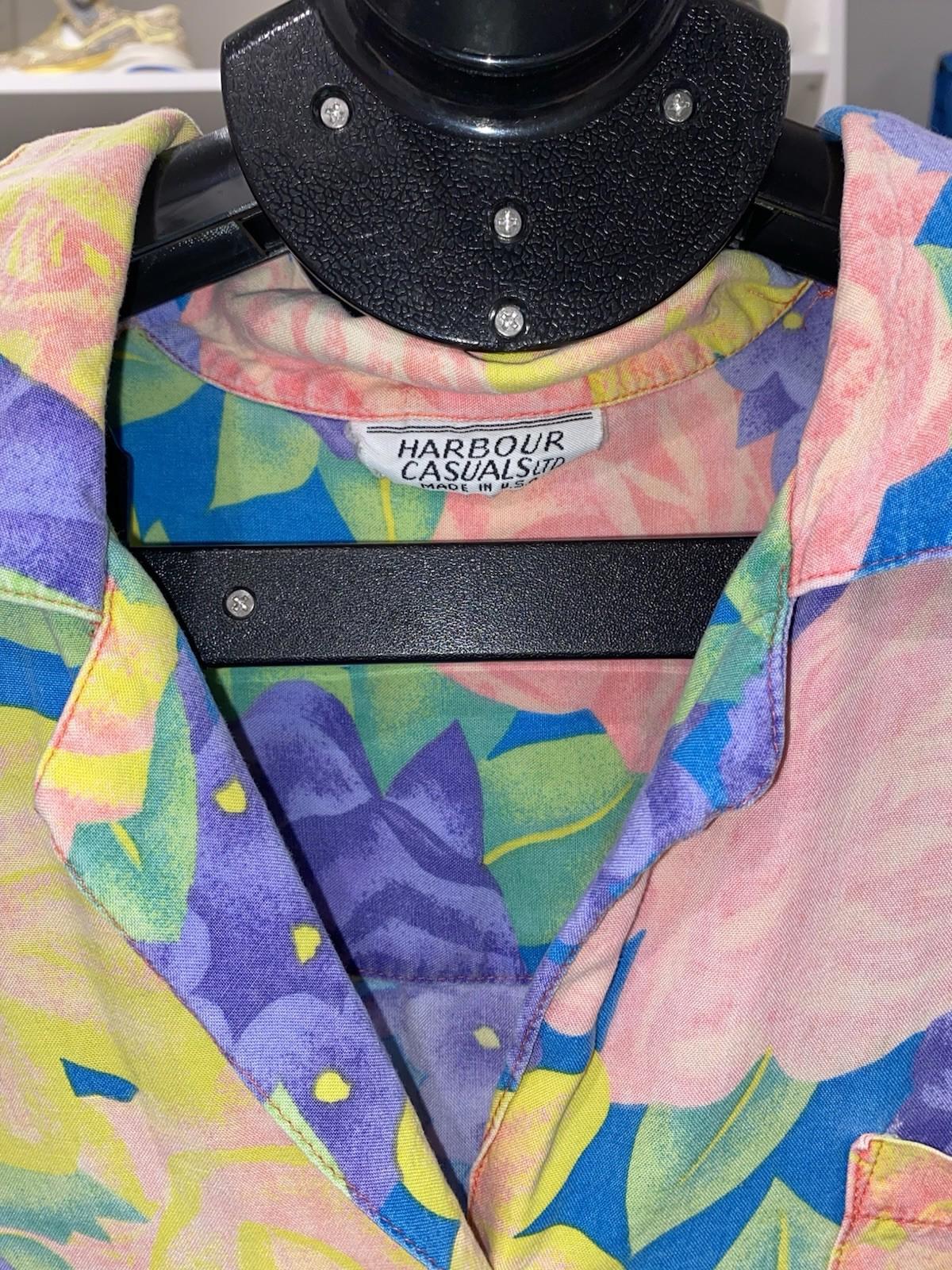 Vintage 1980s Harbour Casuals Floral Bright Pastels Hawaiian Style T shirt L