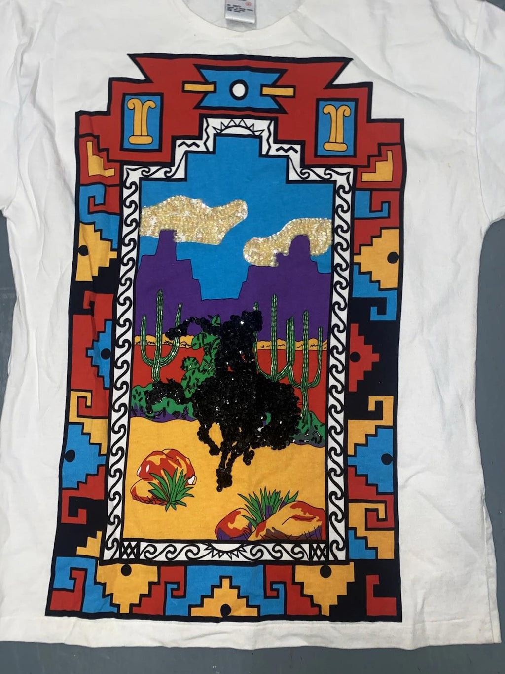 Vintage Carducci Western “Desert Rider” Dan Howard Painting Sequin T Shirt M