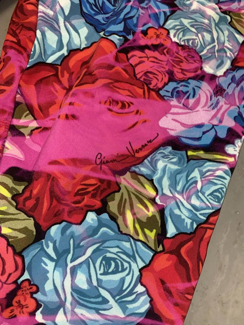 VERSACE Tie-Dye Rose Print Jeggings Leggings Womens US Size 2 / 36 XS/S