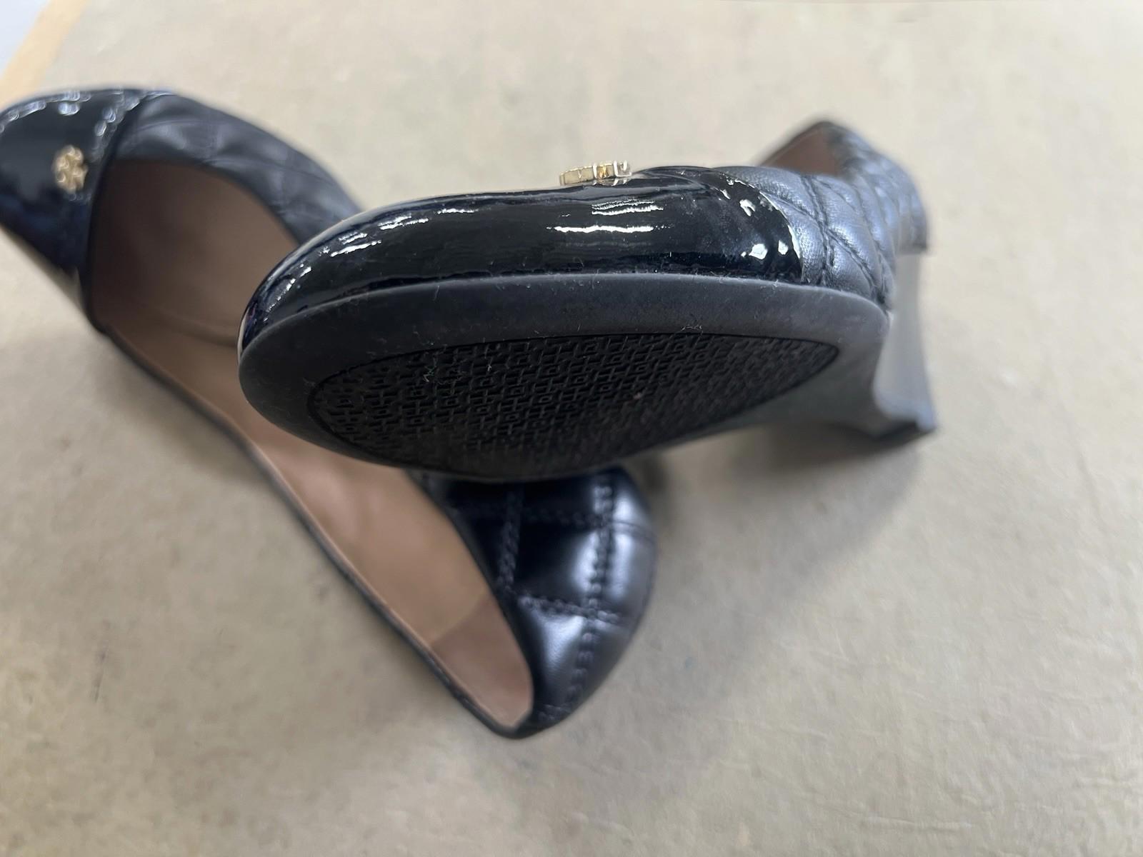 Pre-Owned Tory Burch Black Size 6.5 Wedge Heels