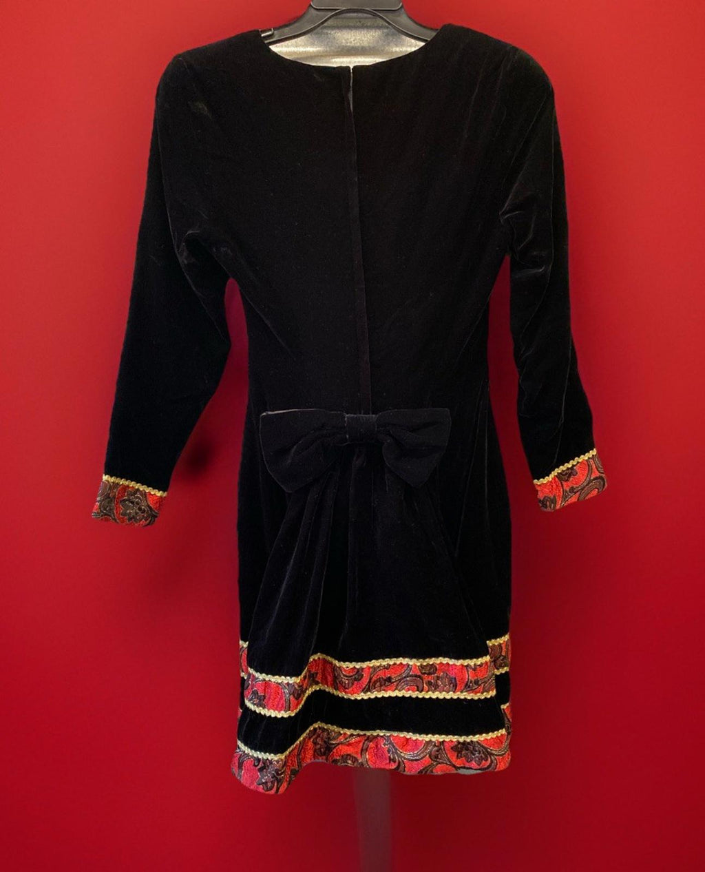 VTG 1990’s Jessica McClintock Velvet Holiday Dress Red, Black & Gold Trim Size 6