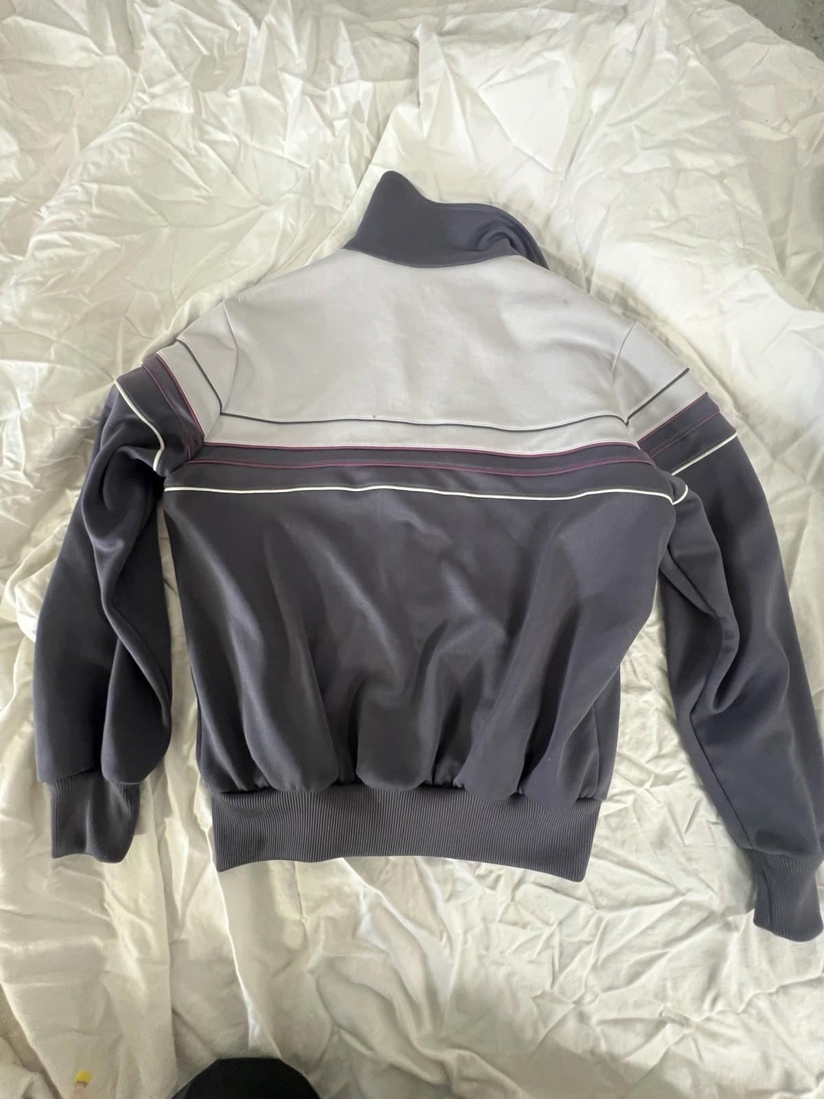 Adidas Track Jacket - Great Condition - Gray /light Gray Vintage, size Large