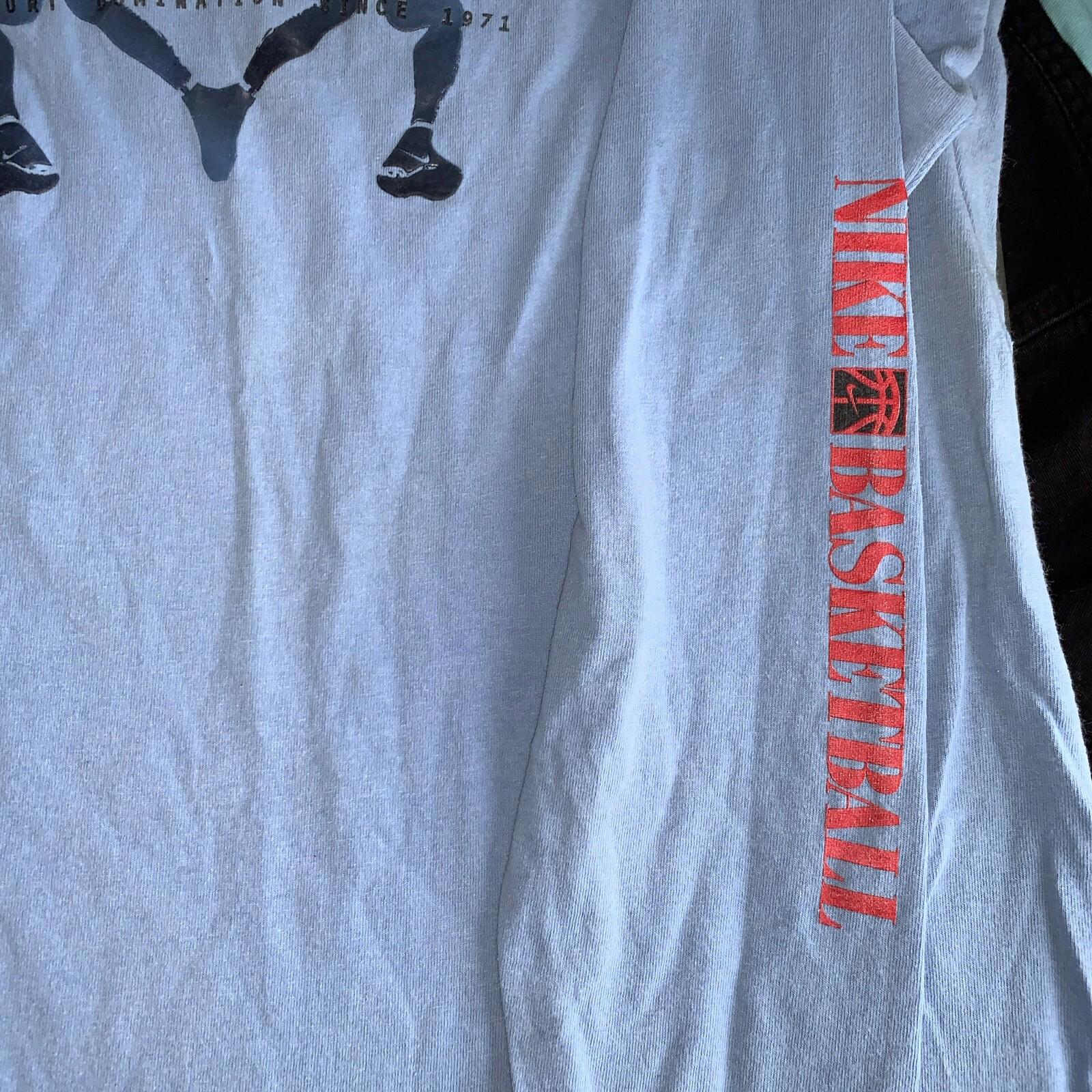 Vintage Nike Basketball Hoops Long Sleeve Shirt Kids XL (18-20)