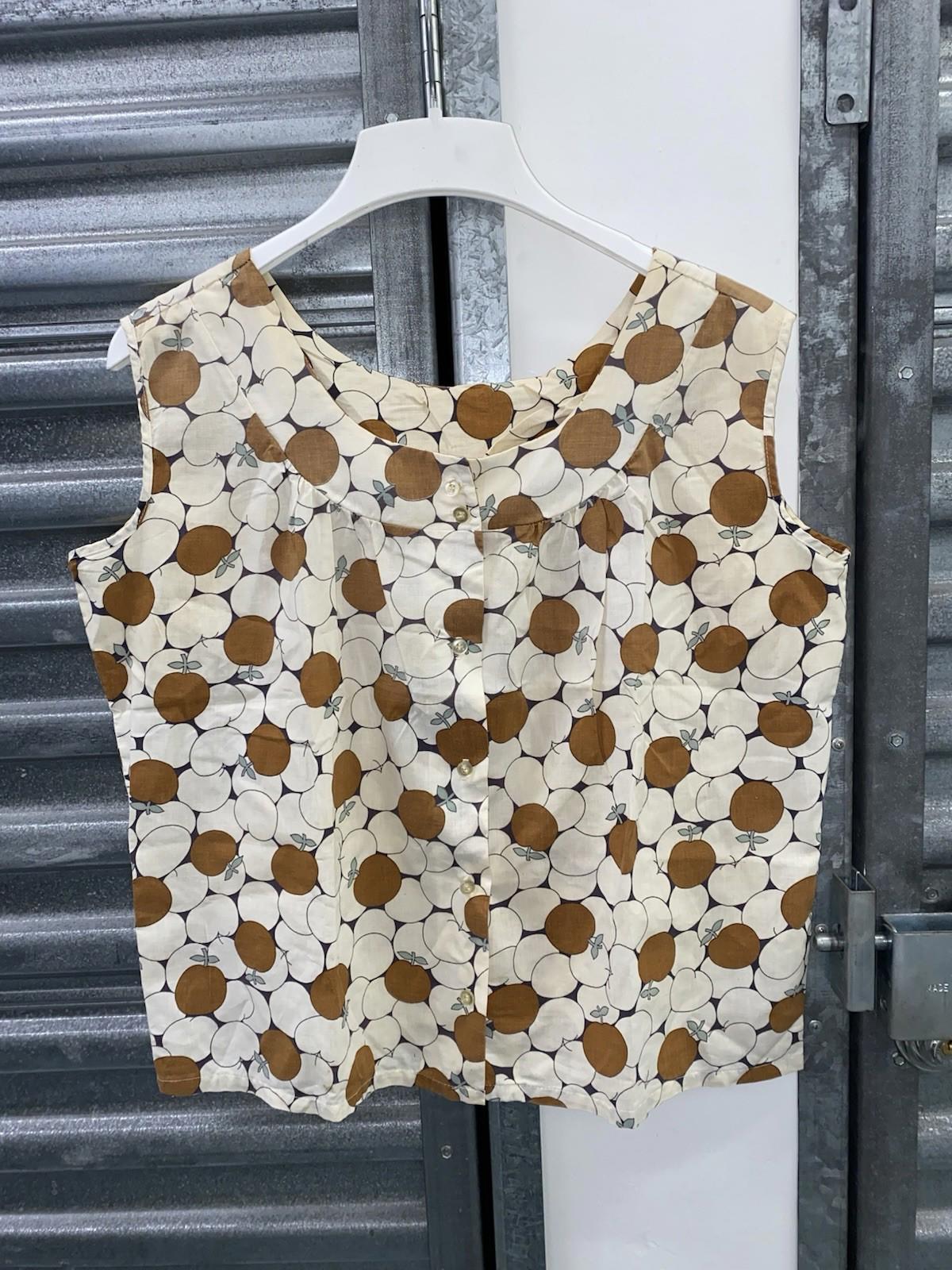 Vintage Handmade 1960s Mod Style Apples sleeveless Blouse Top Shirt L