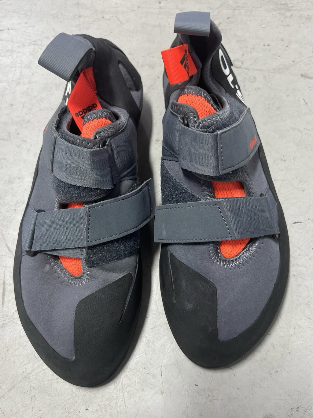 Five Ten Men's Kirigami Rental Carbon/Black/Solar Red Climbing Shoes Size 8