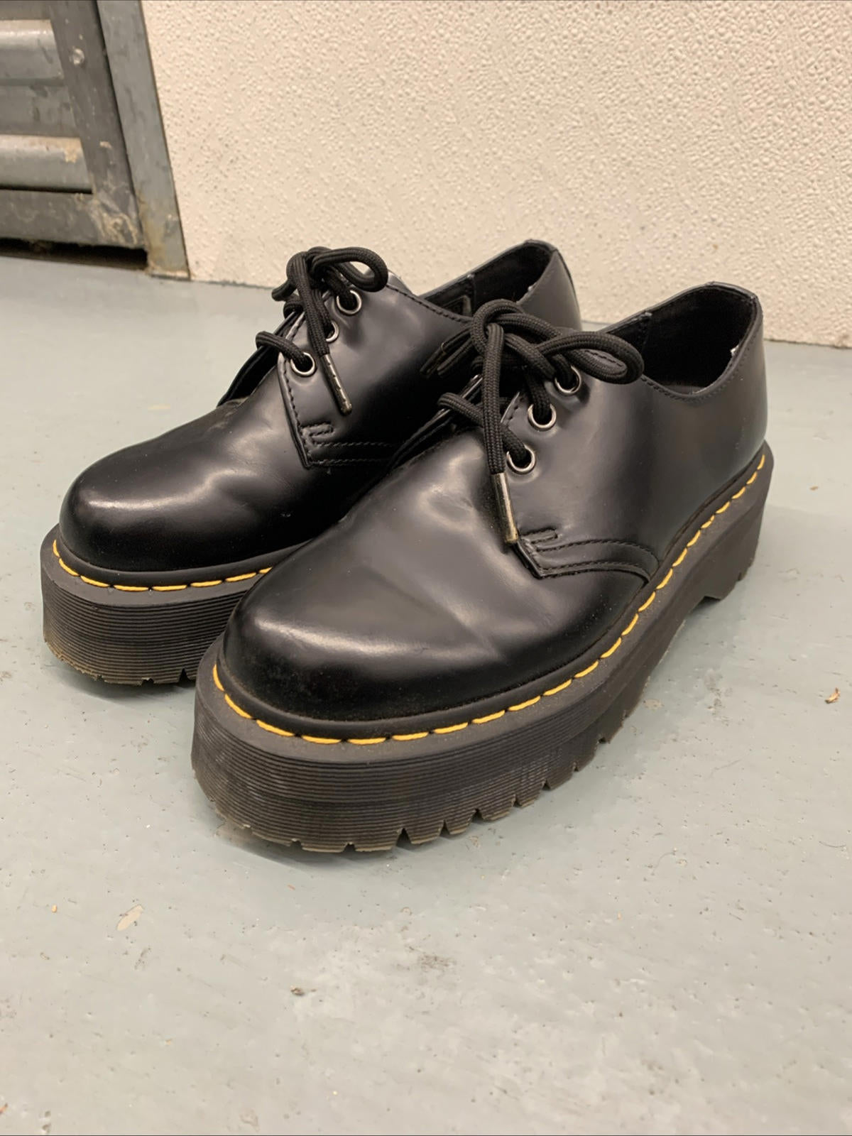 DR. MARTENS 1461 Quad Smooth Black Leather Platform Shoes NWOB US WOMEN 7 MEN 6