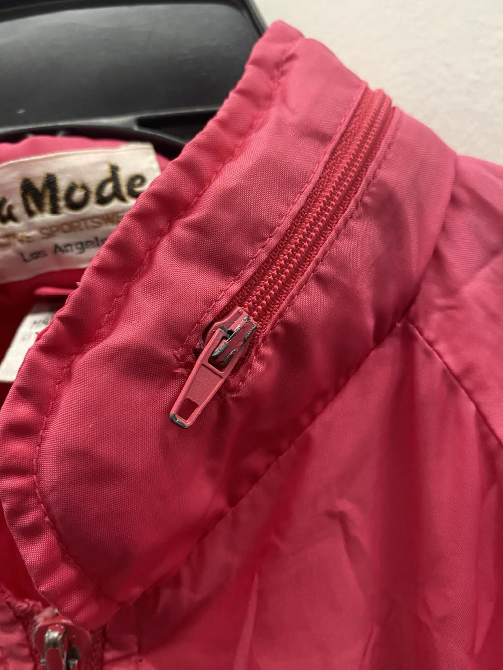 Vintage 1980s Lady La Mode Hot Pink Windbreaker Jacket Zipper Pockets Medium