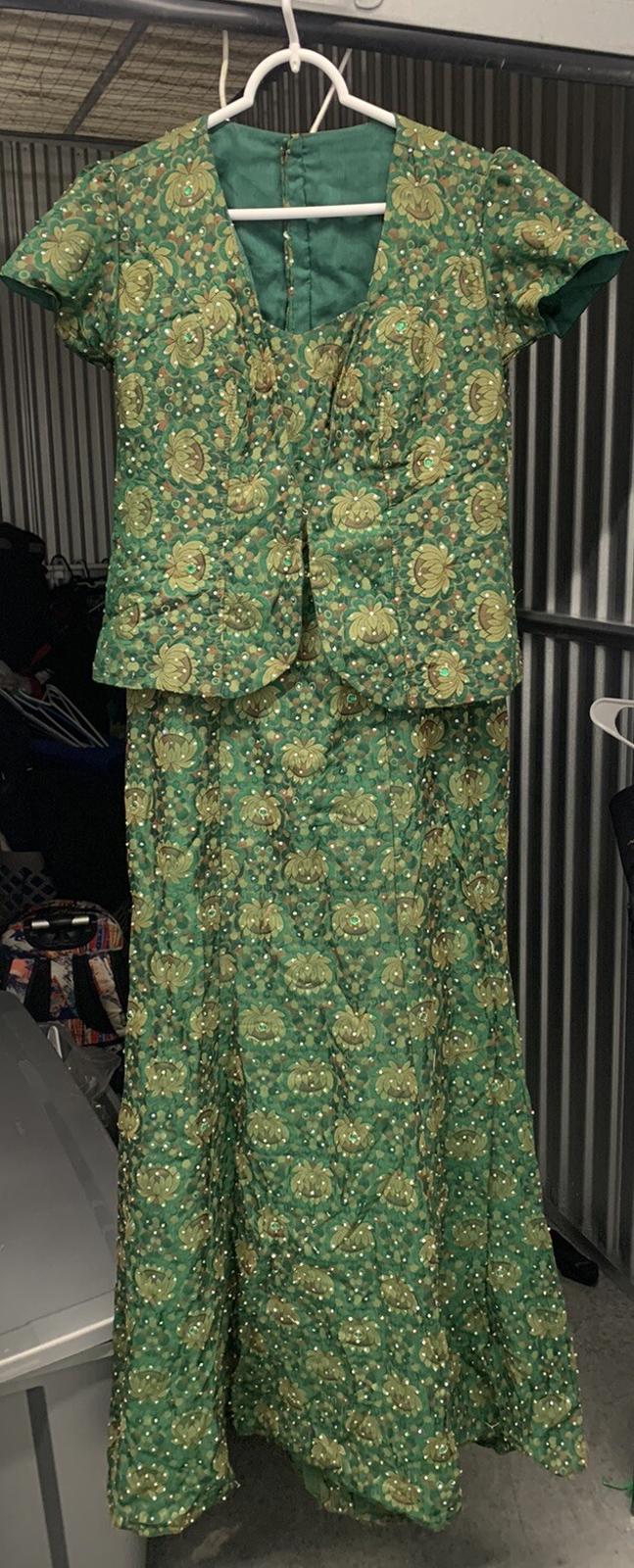 VTG 1960s Handmade Beaded Green & Gold Brocade Dress & Matching  Over Coat Set