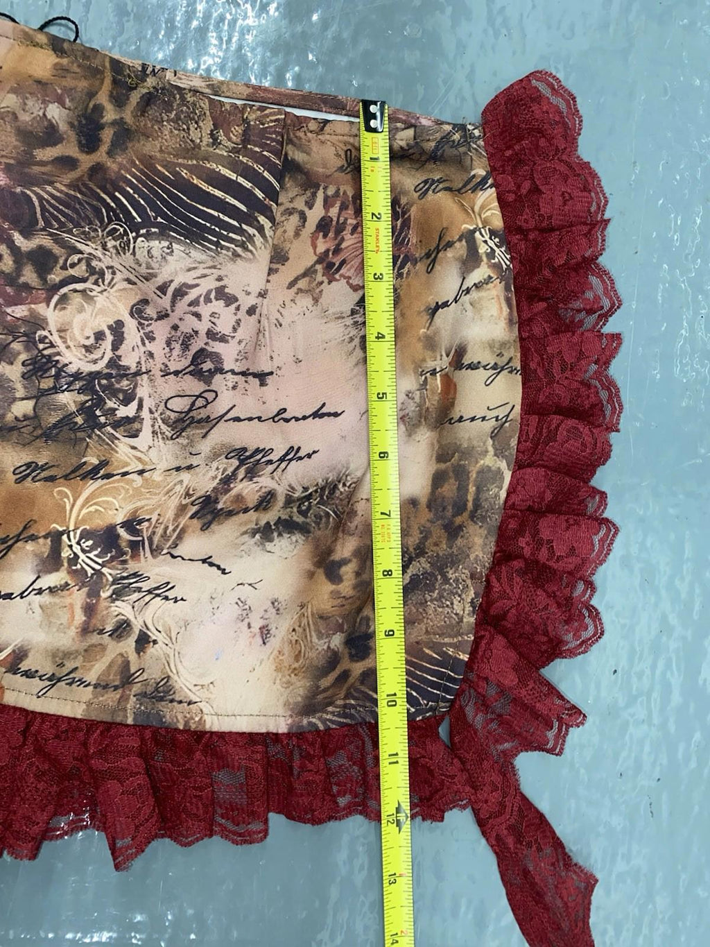 NWT Pretty Little Thing Victorian Cheetah Asymmetrical Lace Mini Skirt XS 0