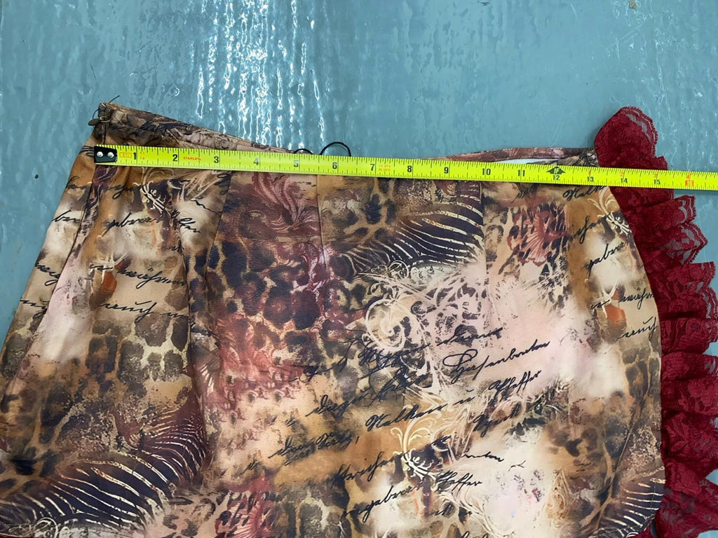 NWT Pretty Little Thing Victorian Cheetah Asymmetrical Lace Mini Skirt XS 0