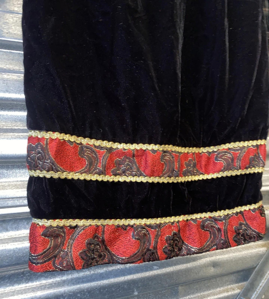 VTG 1990’s Jessica McClintock Velvet Holiday Dress Red, Black & Gold Trim Size 6