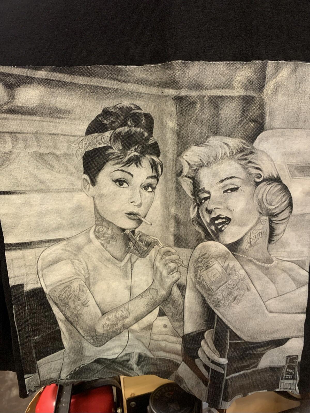 Audrey Hepburn Tattooing Marilyn Monroe Cropped T Shirt