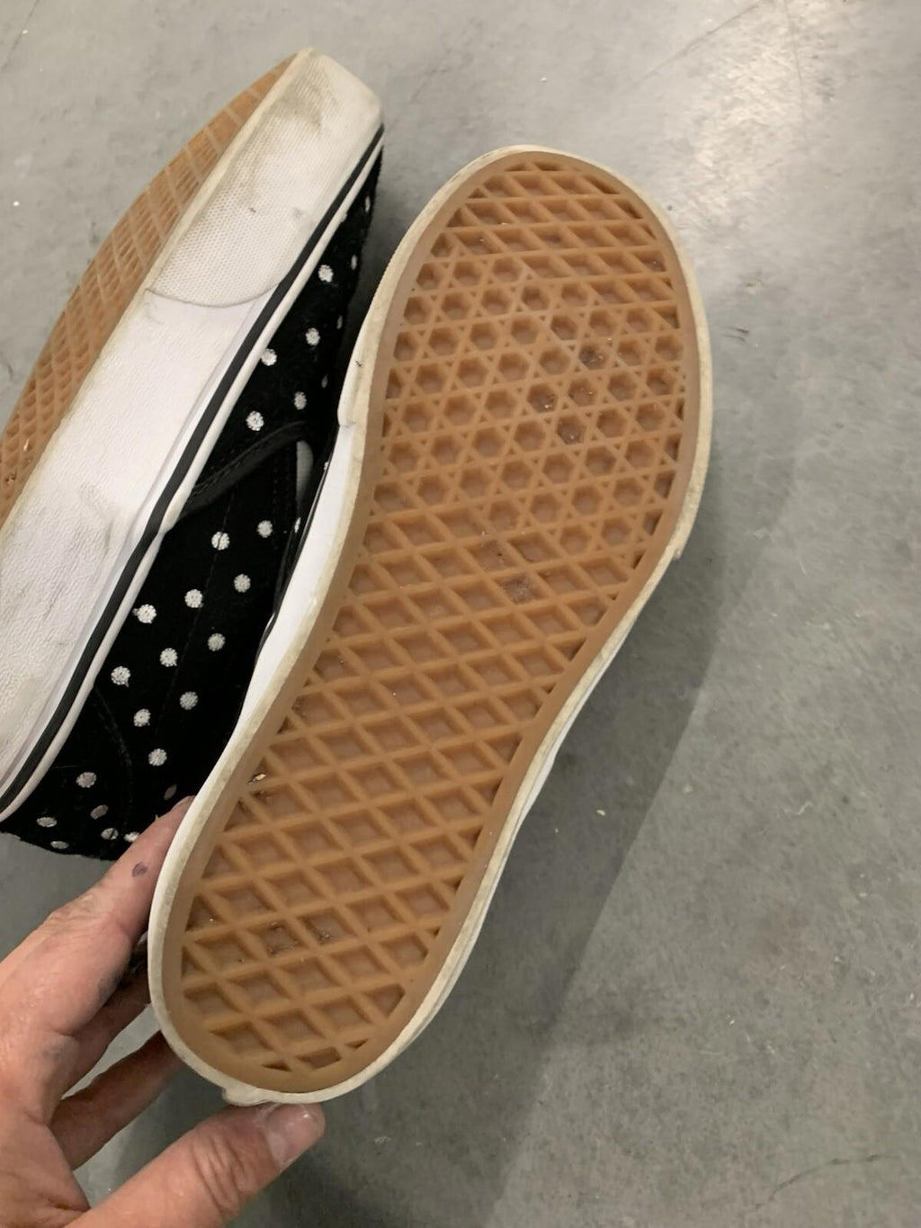 Size 7.5 - VANS Tazie Suede Black polka Dots W