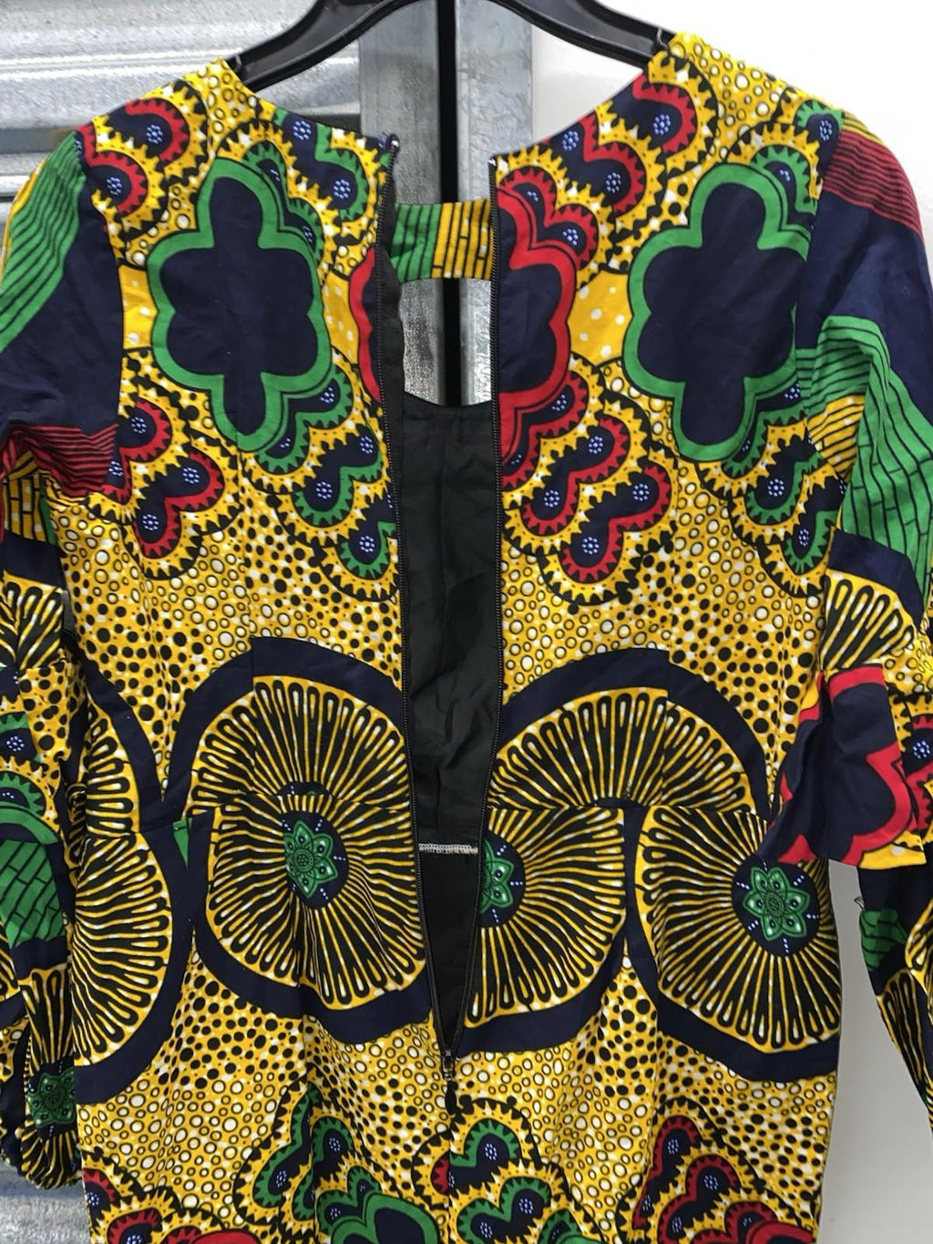 Fitted Vibrant Ankara Print Bodycon Midi Dress With O Neck & Puff Sleeves