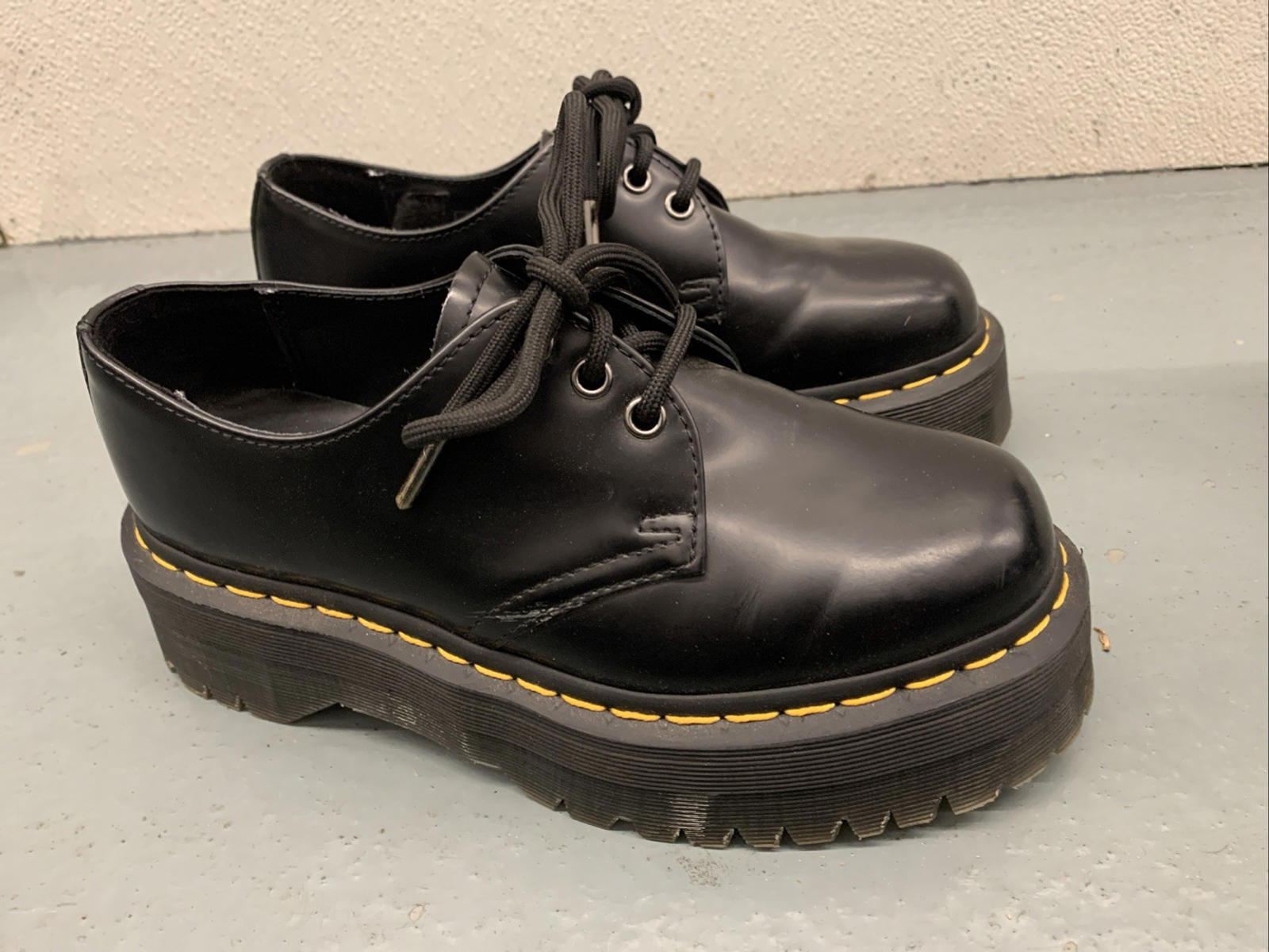 DR. MARTENS 1461 Quad Smooth Black Leather Platform Shoes NWOB US WOMEN 7 MEN 6