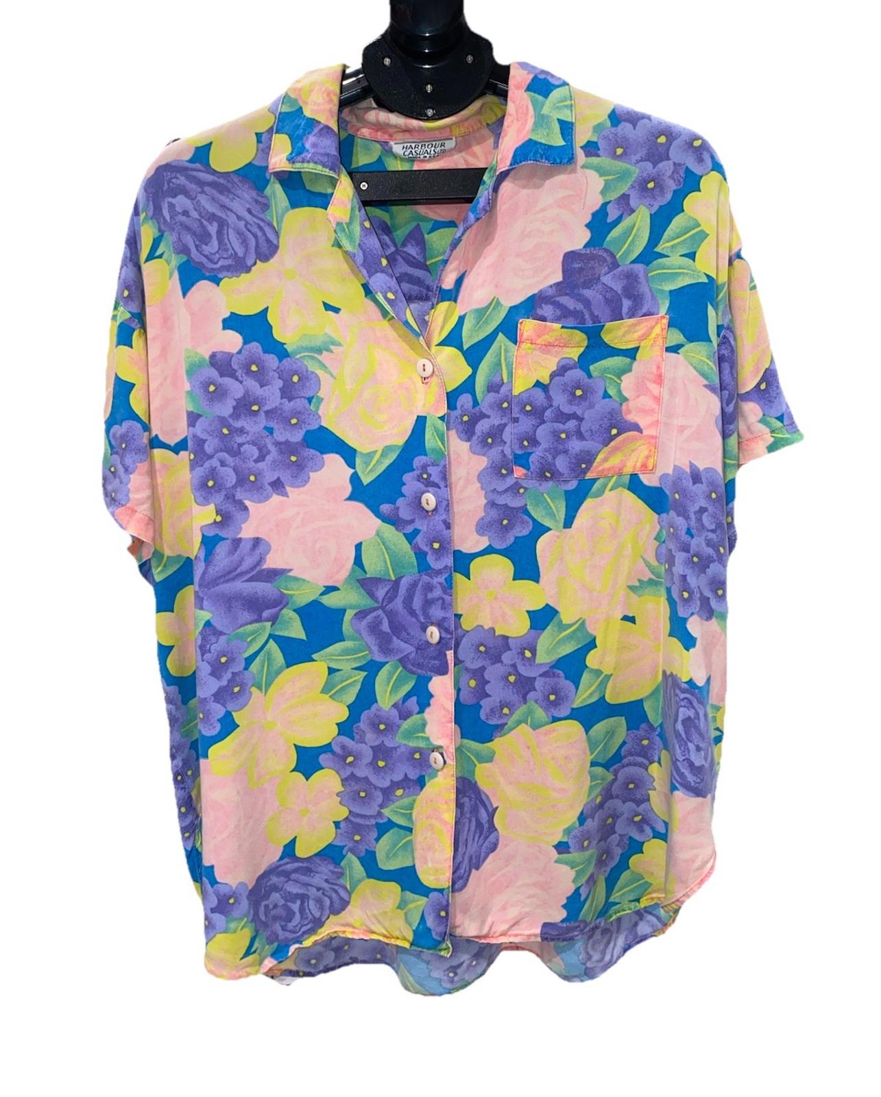 Vintage 1980s Harbour Casuals Floral Bright Pastels Hawaiian Style T shirt L