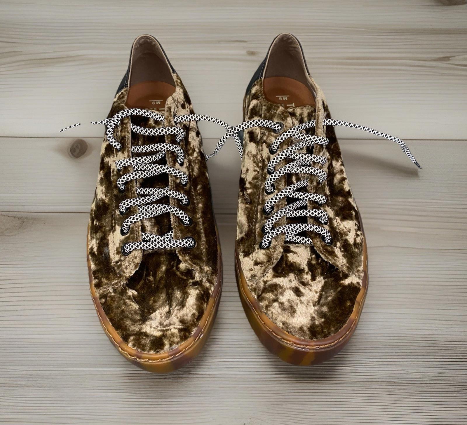 NWOB One Of A Kind TOMS SHOES crushed Velvet Sneakers Rubber Gum Sole Mens 9